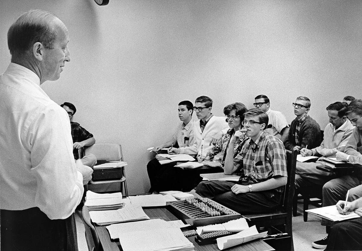 Engineering class in 1960s